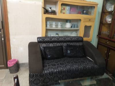 6 seater sofa in best condition