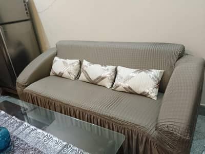 6 seater sofa in best condition