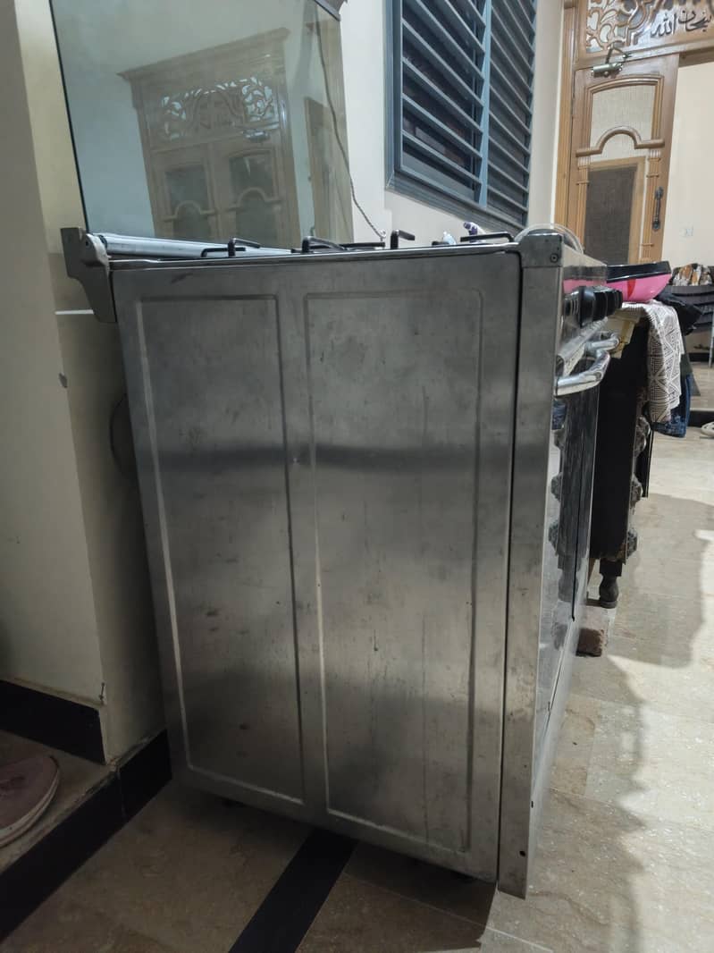 Cooking Range / Stove 4