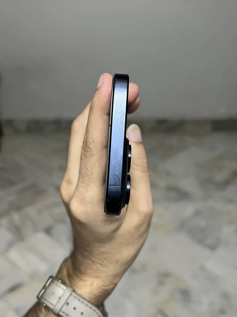 iPhone 15 Pro Max factory 1