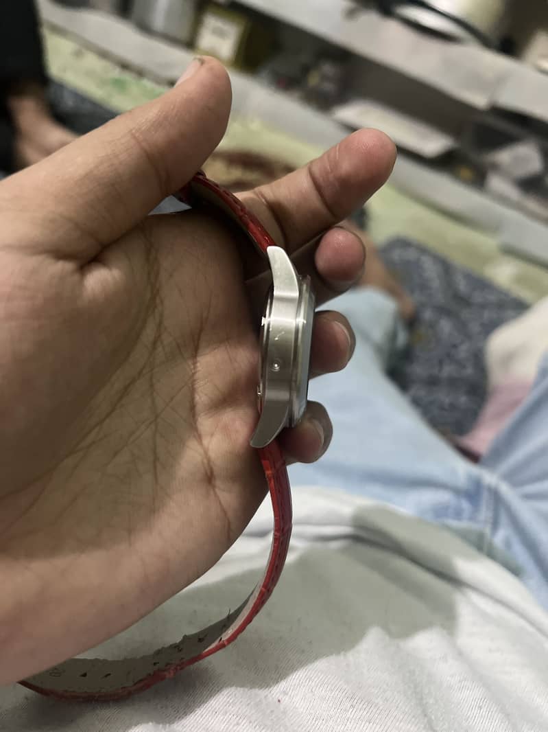 Watch 2