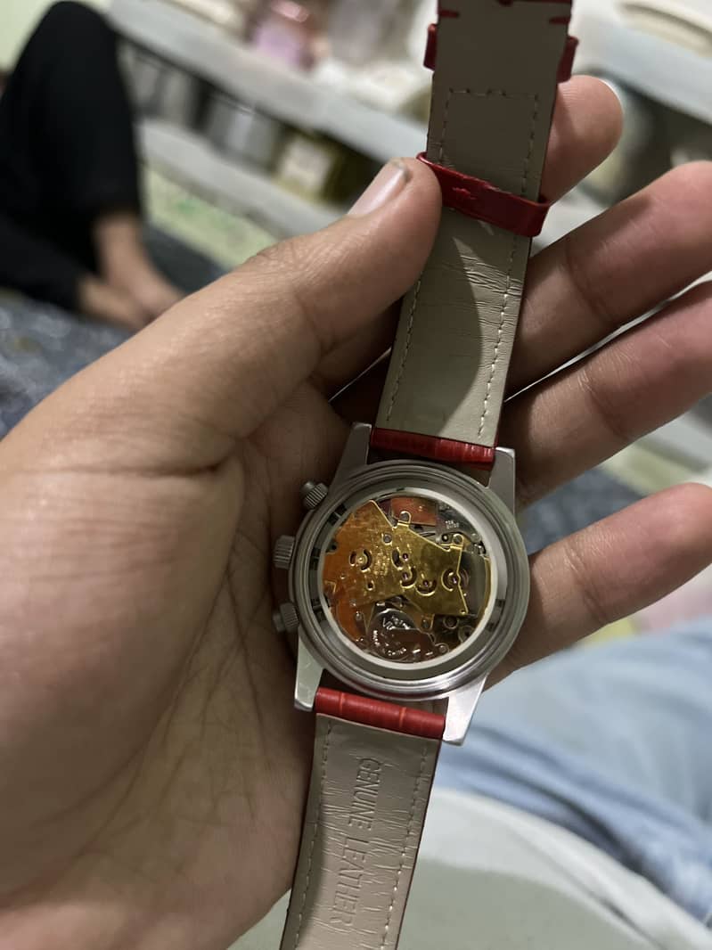 Watch 4