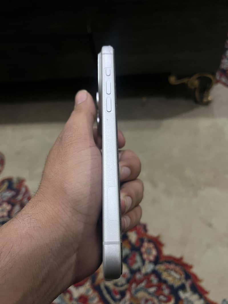 Apple iPhone 17 Pro Max 1
