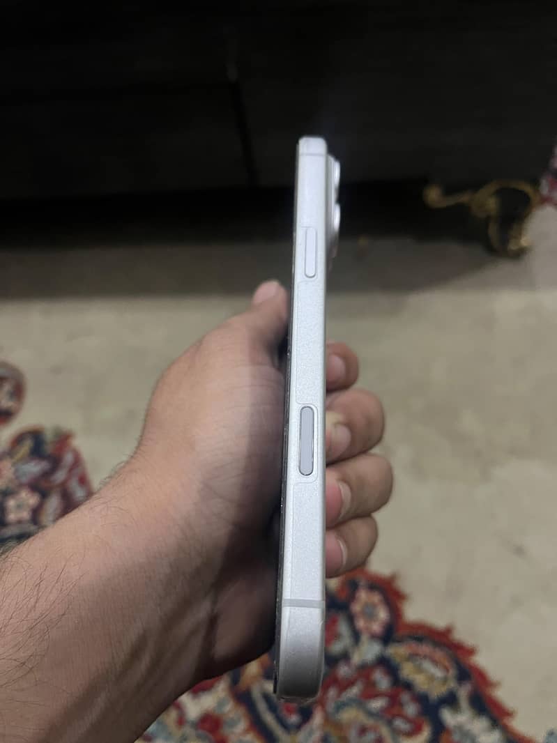 Apple iPhone 17 Pro Max 2