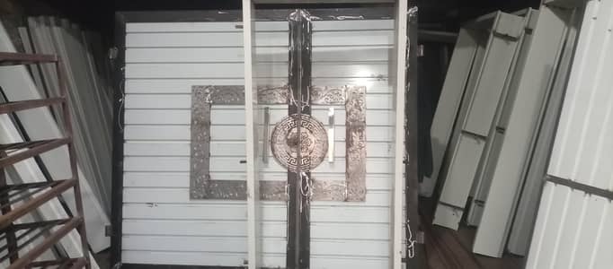 iron gate 7.5 feet new 16 gage hight 7 feet