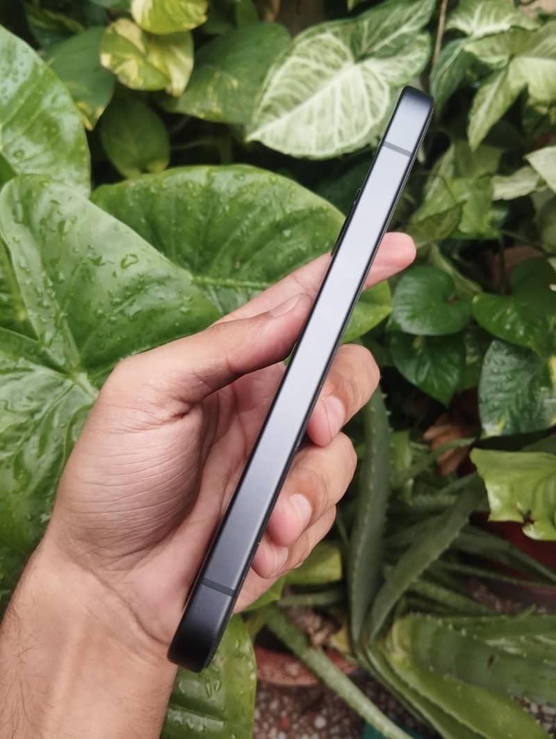 Google Pixel 9 with box 5