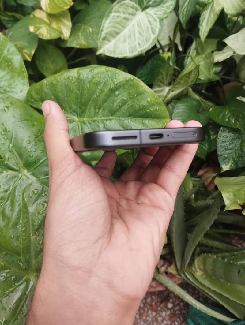 Google Pixel 9 with box 6