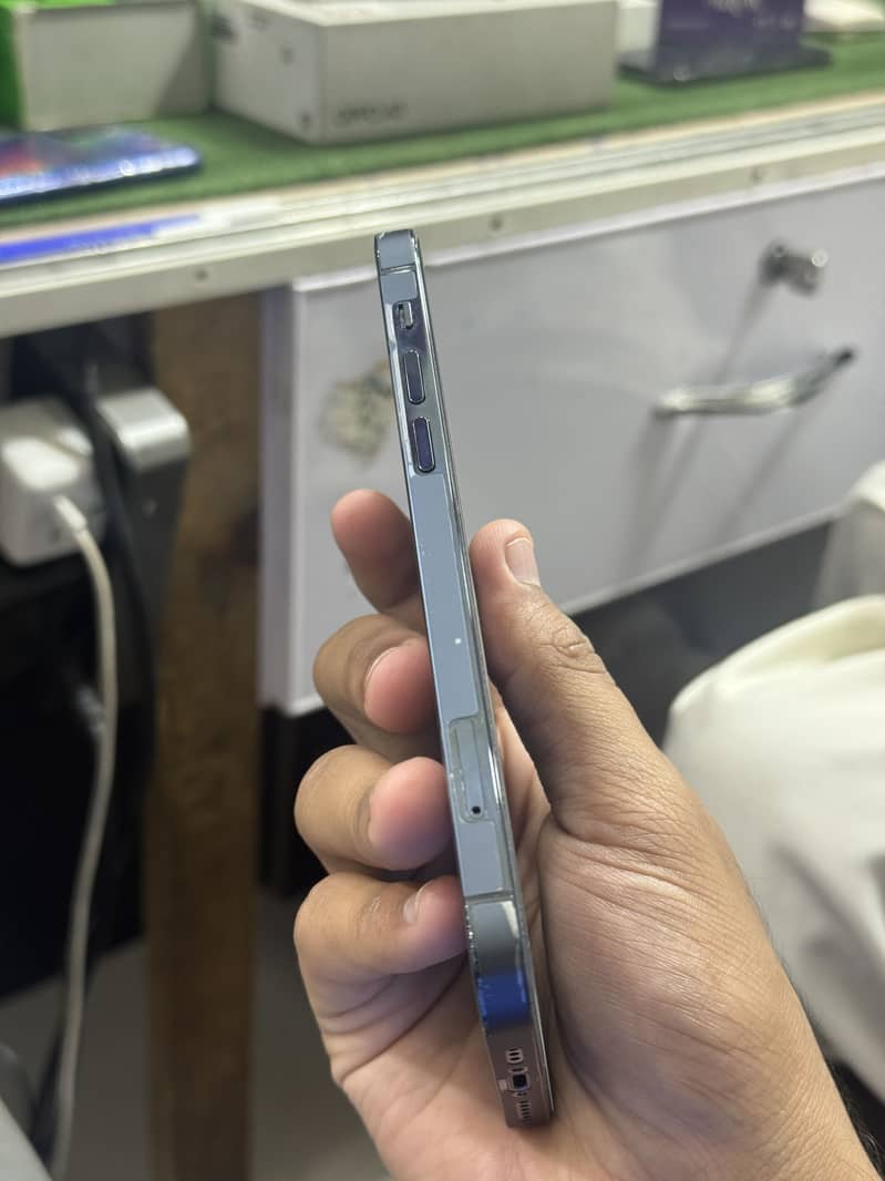 Apple iPhone 12 Pro 0