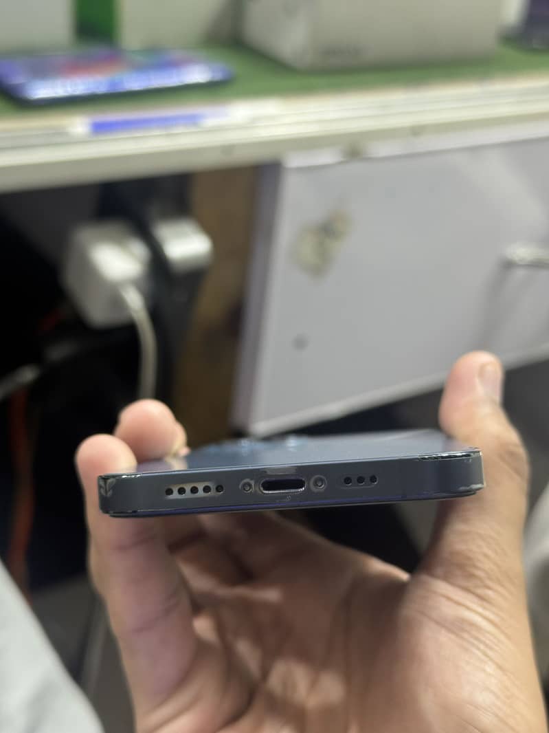 Apple iPhone 12 Pro 1