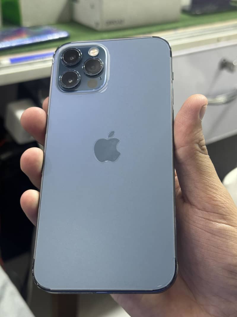 Apple iPhone 12 Pro 2