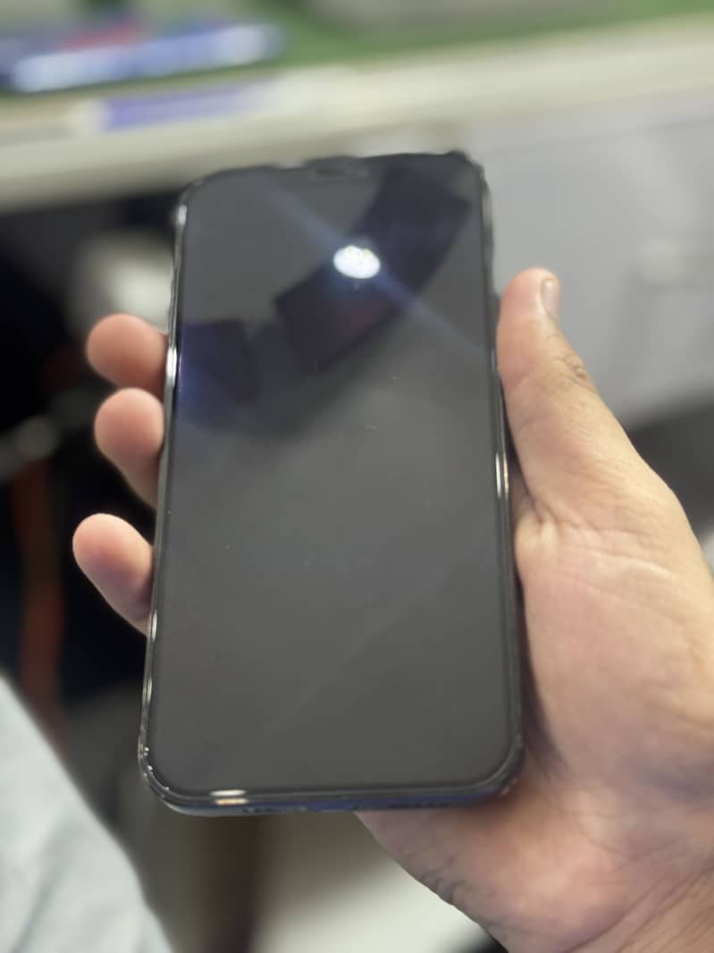Apple iPhone 12 Pro 3