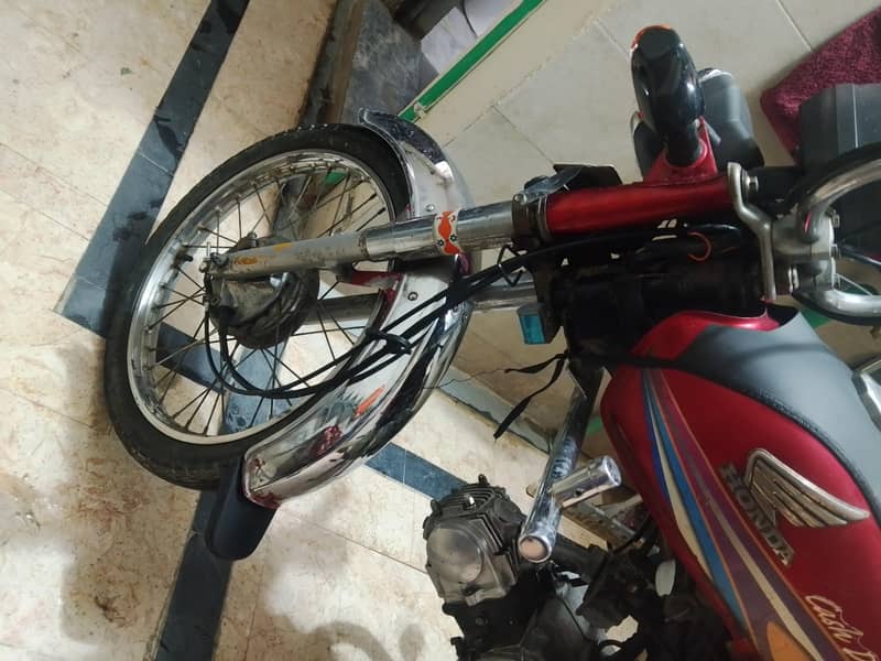 Honda cd70 6