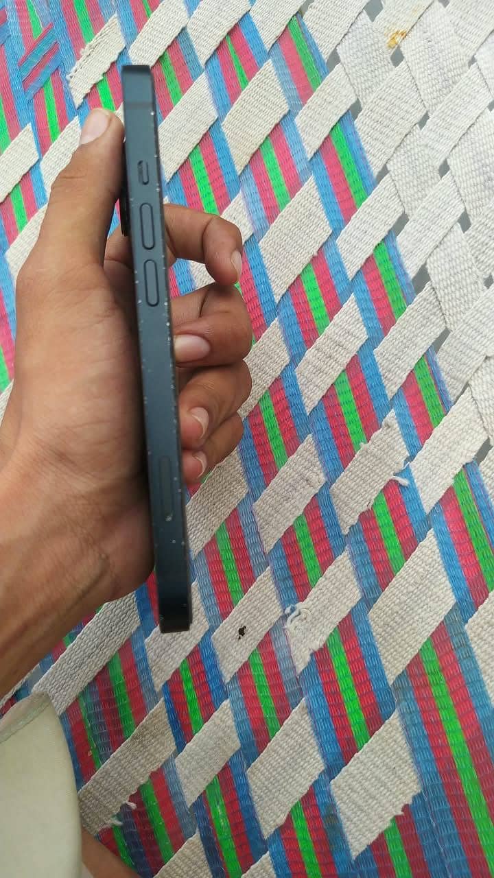 Iphone 13 simple jv 2