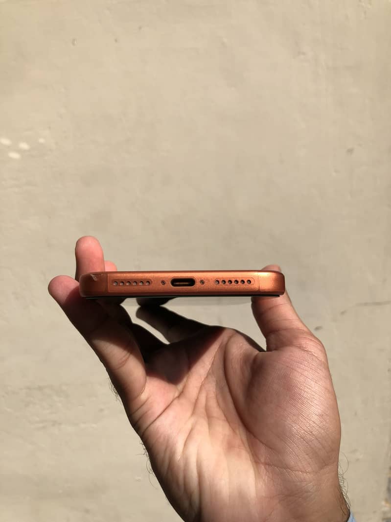 Apple iPhone 17 Pro Max 6