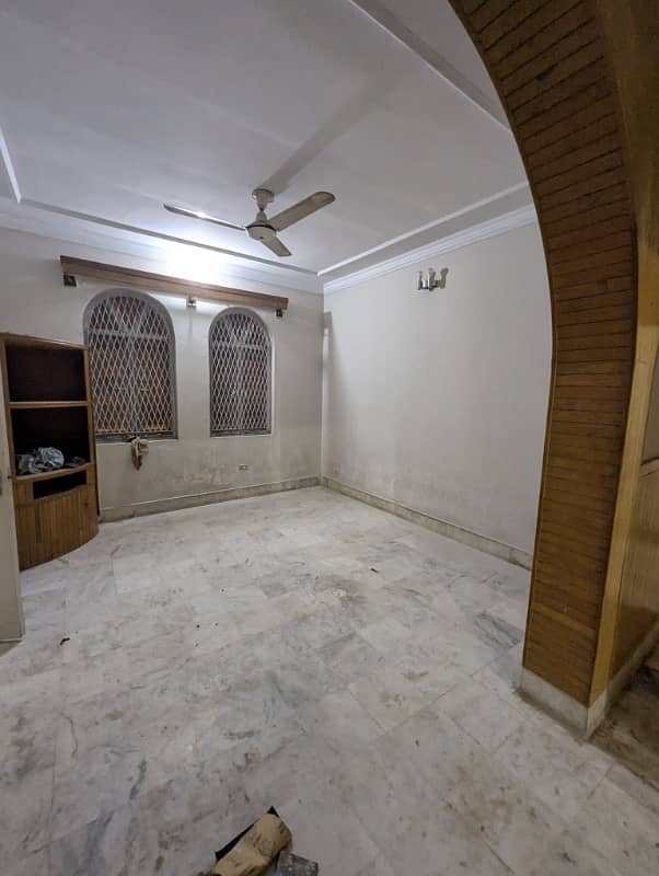 3 Bedrooms Portion With Separate Gate 0