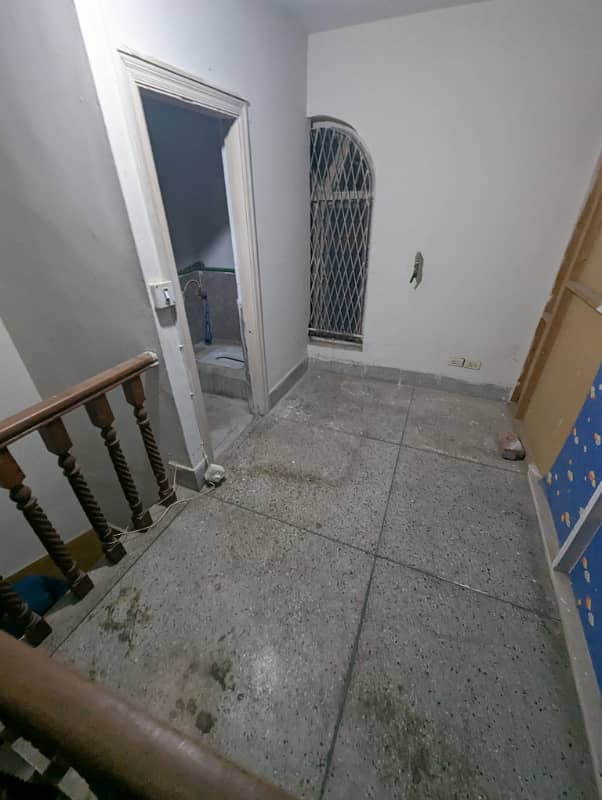 3 Bedrooms Portion With Separate Gate 5