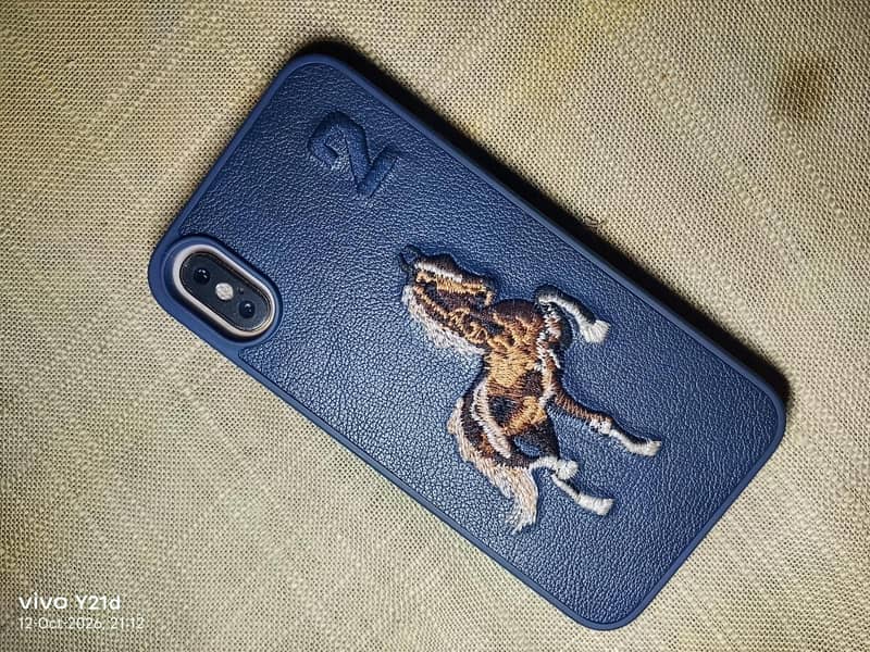 Apple iPhone XS 5
