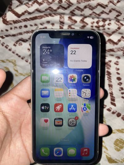 Apple iPhone 11