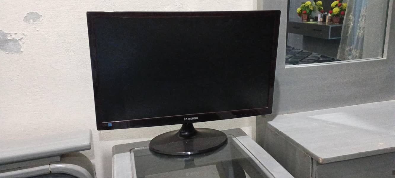 Samsung LED Screen 0