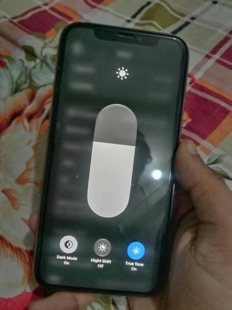 Apple iPhone 11 Pro 4
