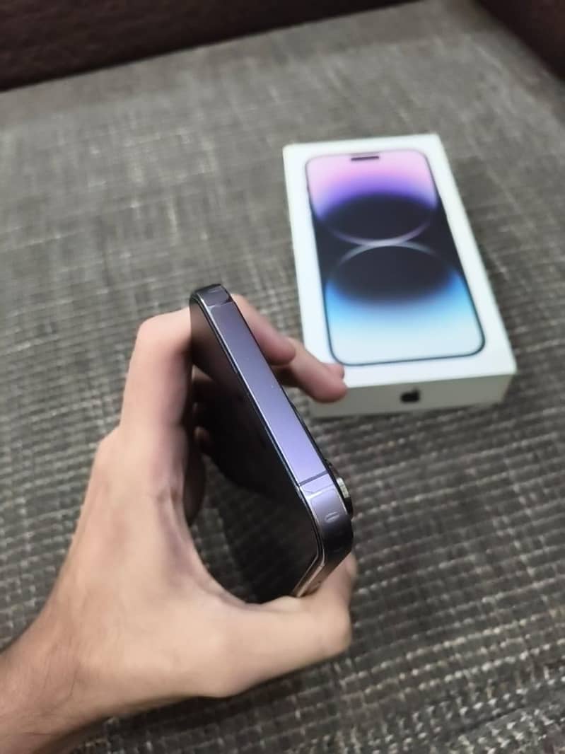 iPhone 14 Pro Max 4