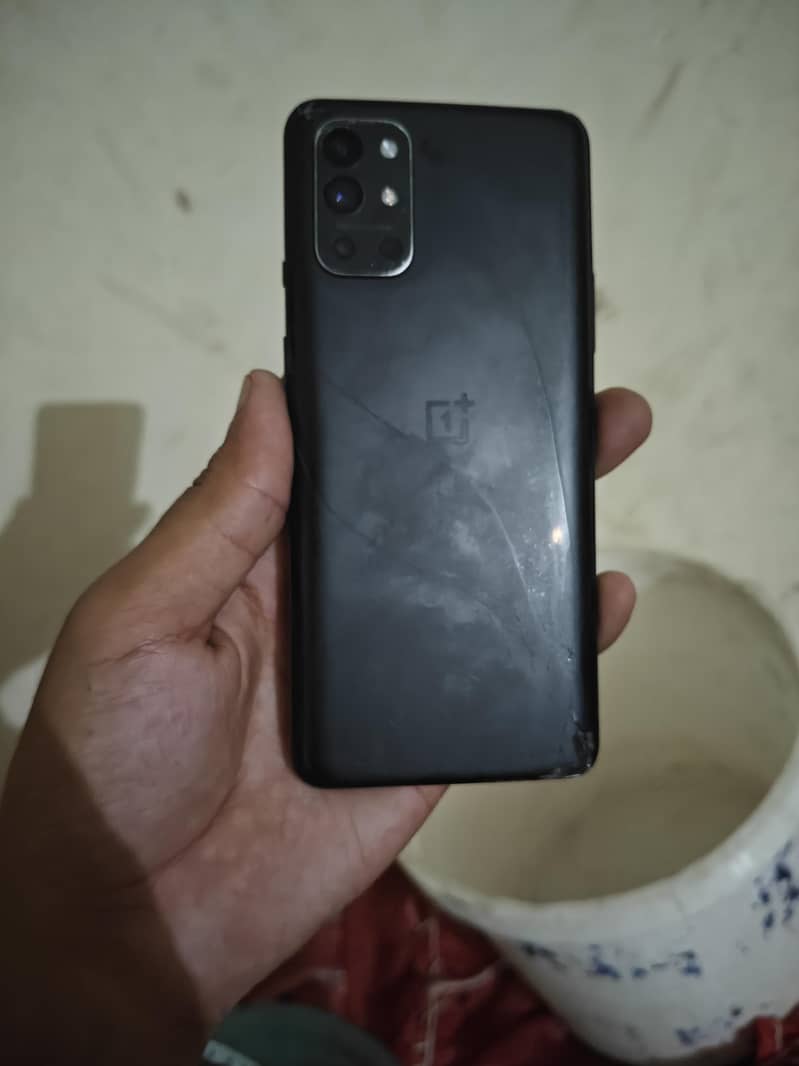 One Plus 9R 5G 0