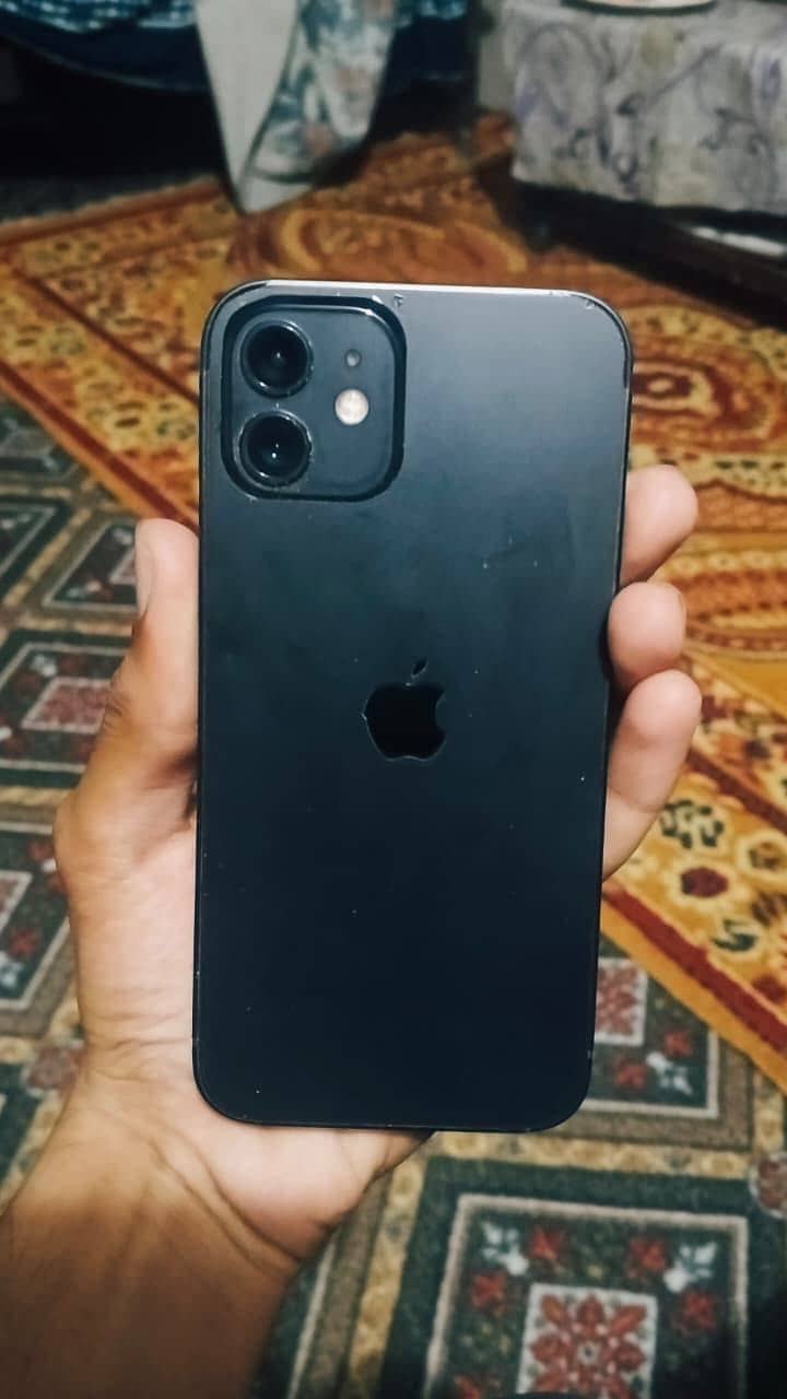 Apple iPhone 12 0