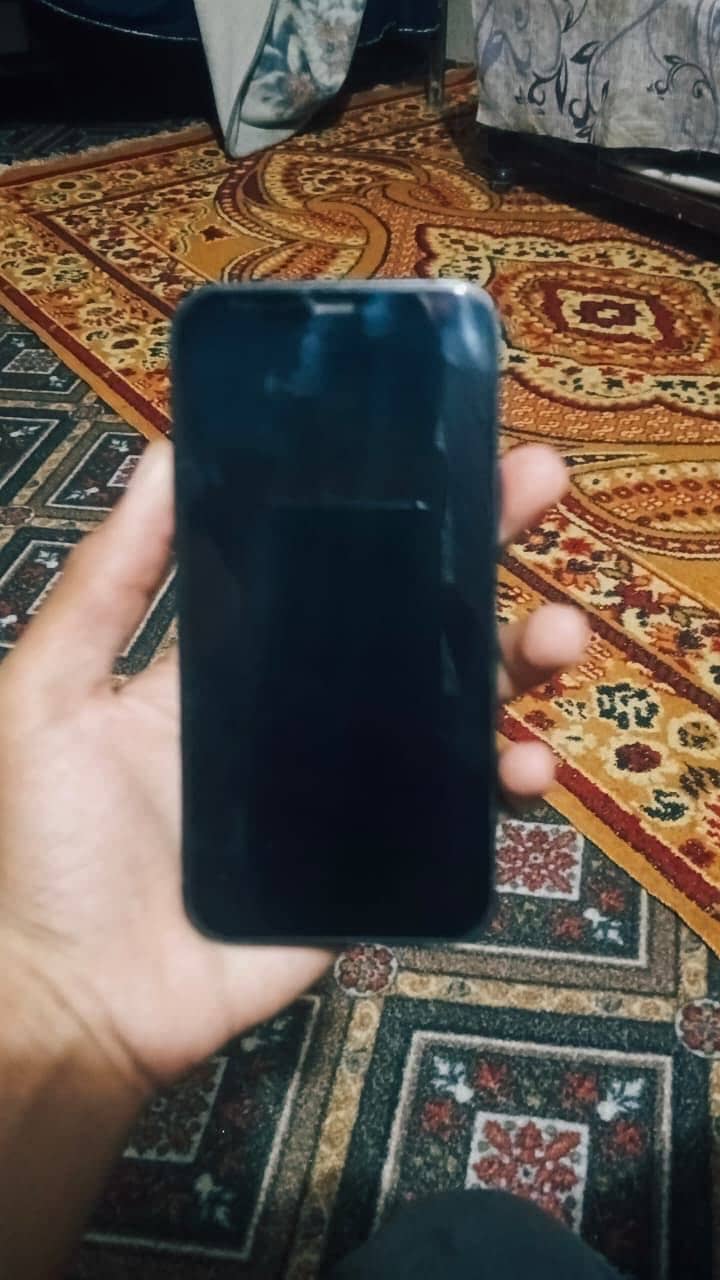 Apple iPhone 12 6