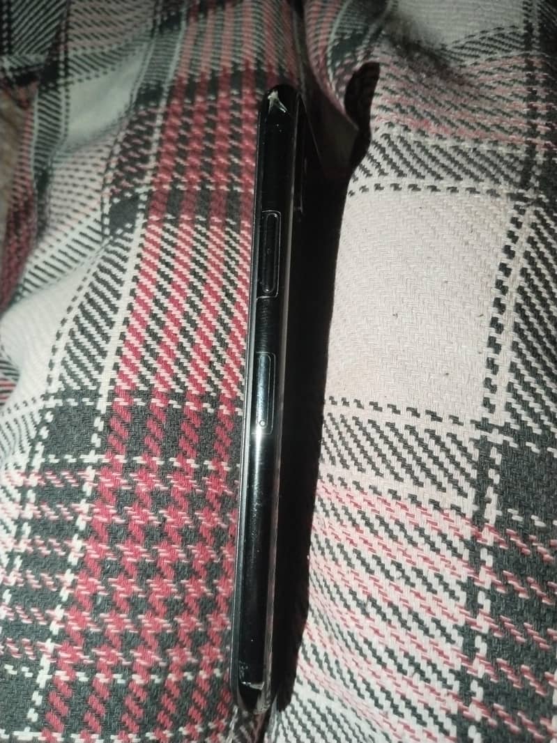 Apple iPhone X 3