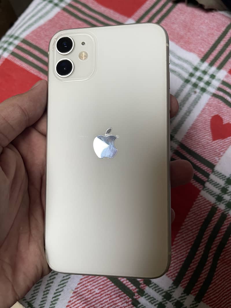 Apple iPhone 11 0