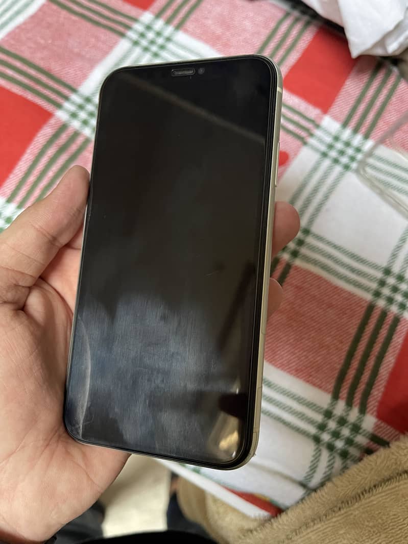 Apple iPhone 11 1