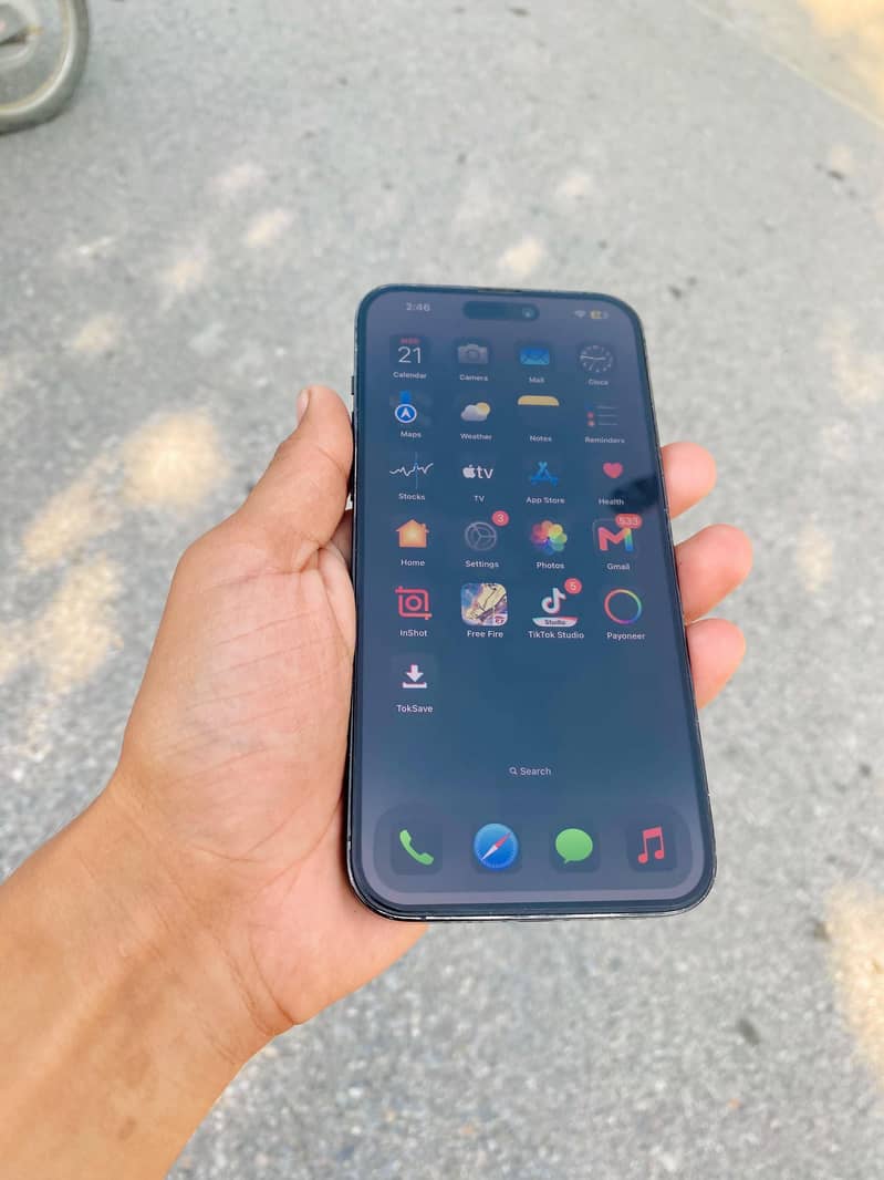 Apple iPhone 14 Pro Max 1