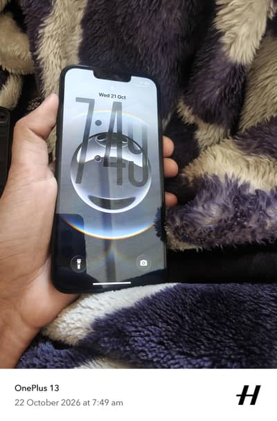 Apple iPhone 16e 10 by 10,100 health 152 cycles,128 storage