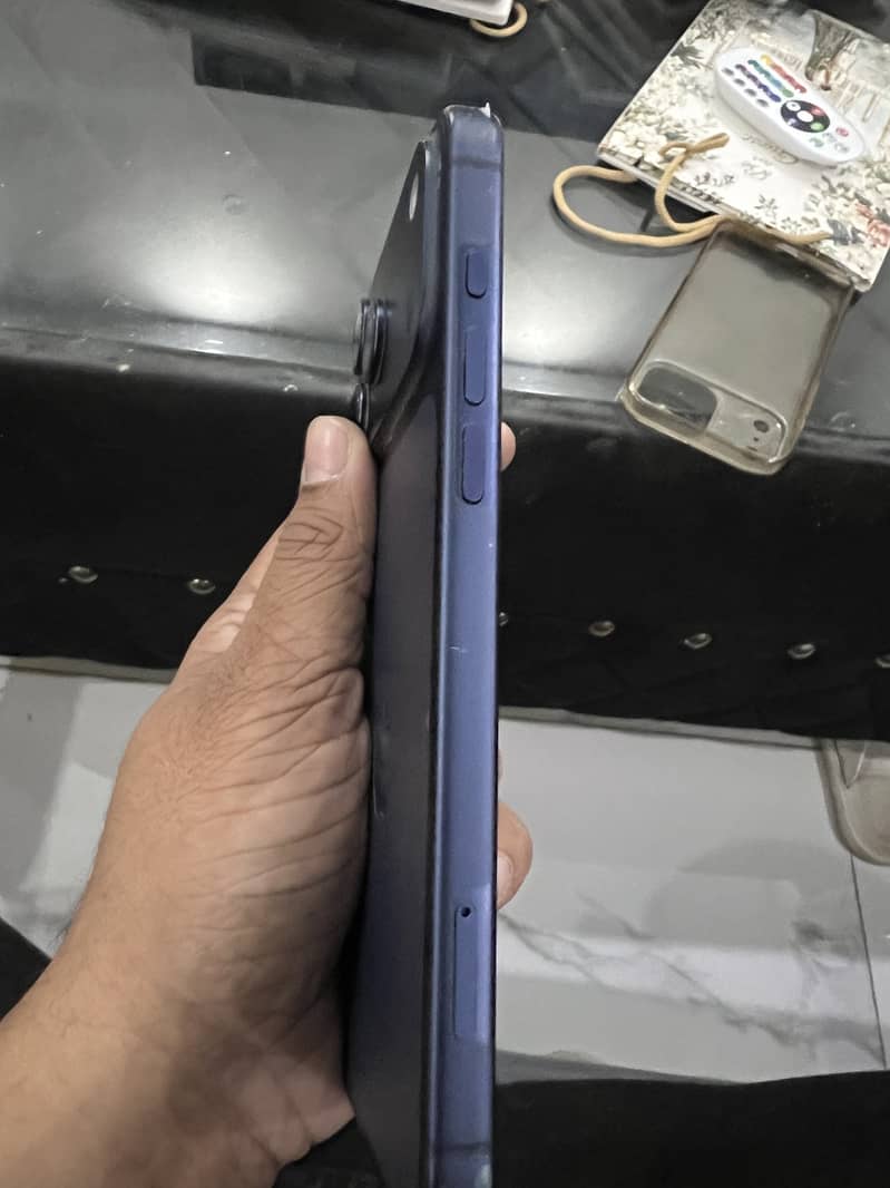 Apple iPhone 17 Pro Max 3