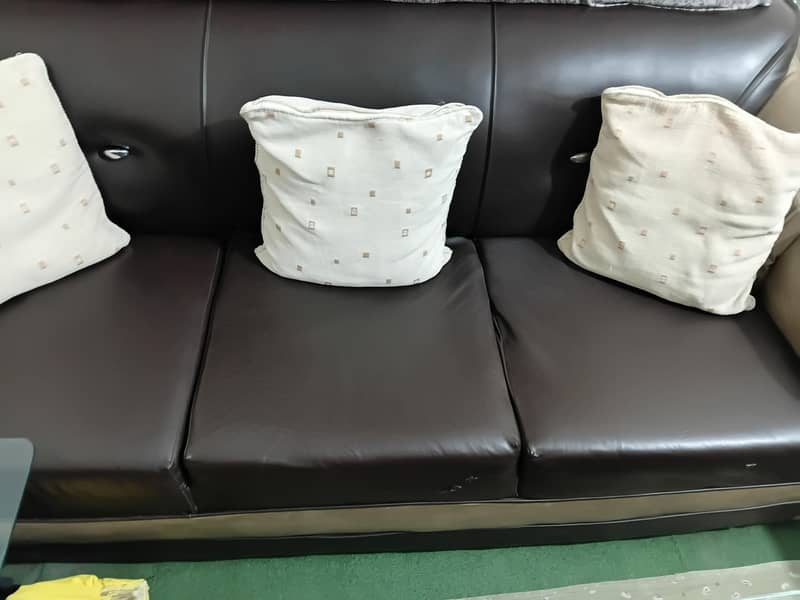 Brand new sofa set 3