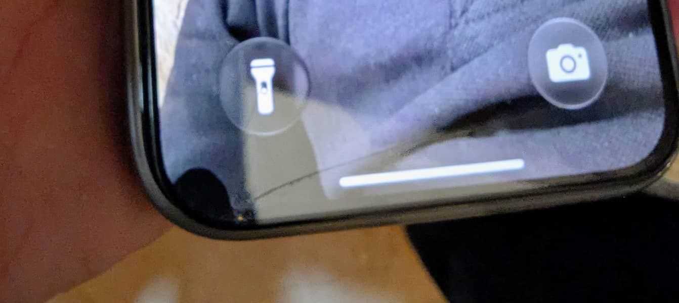Apple iPhone 15 Pro Max 4