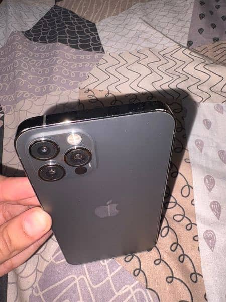 12 pro 3