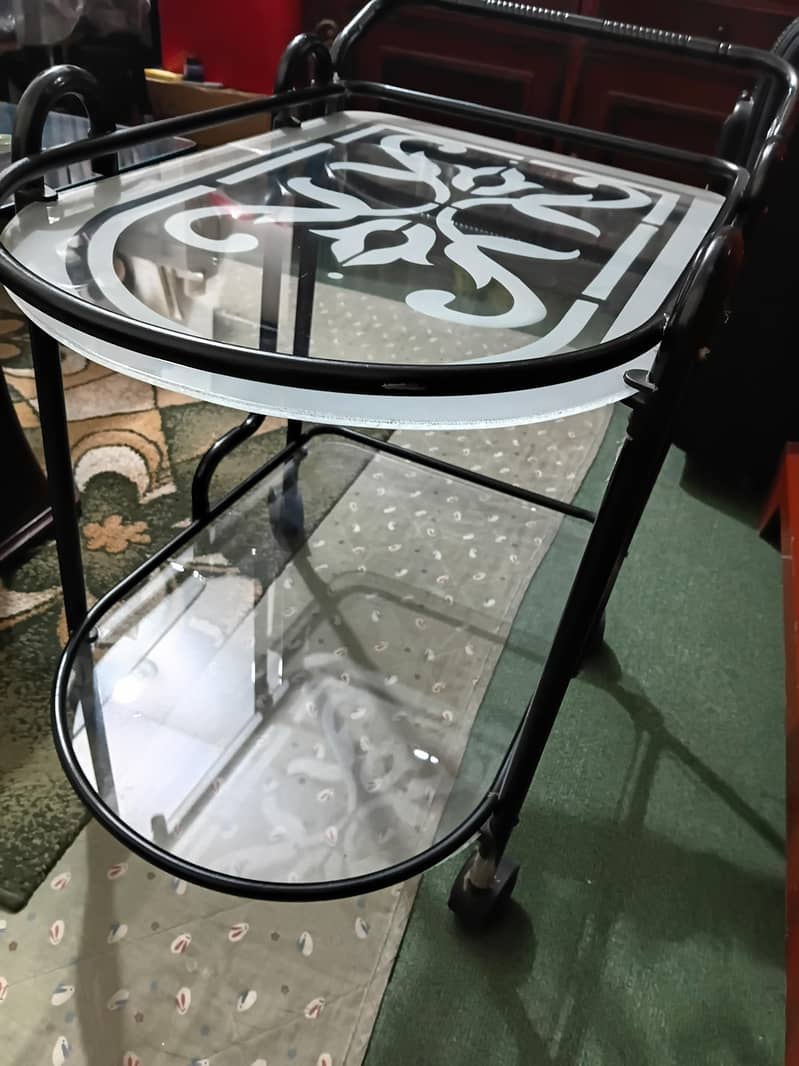 Beautiful Tea Trolley 0
