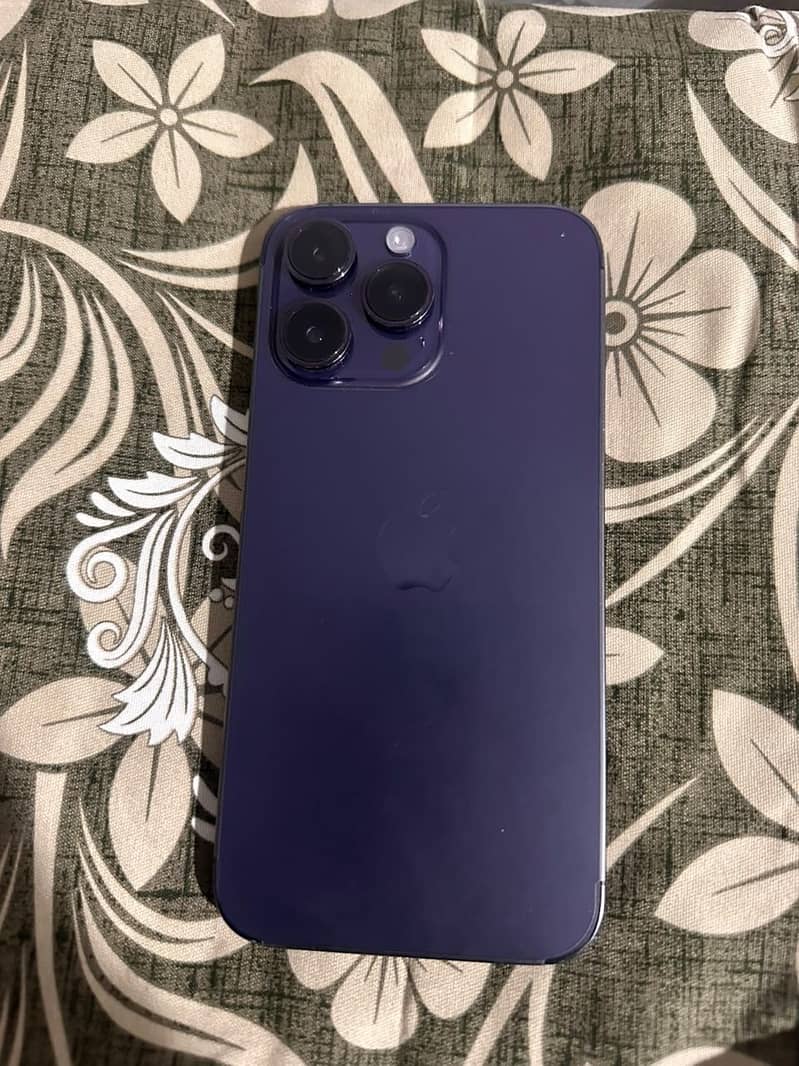 Apple iPhone 14 Pro Max 3