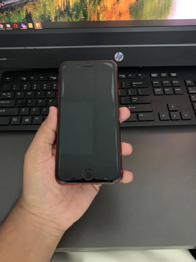 Apple iPhone SE 2020 5