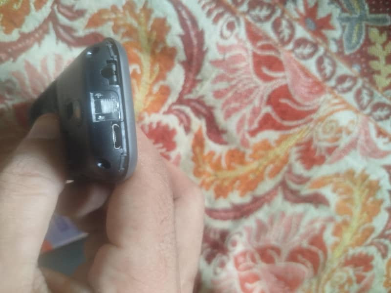 Nokia 130 4