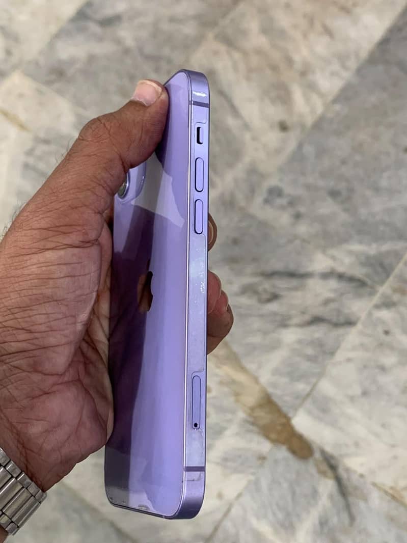 Apple iPhone 12 2