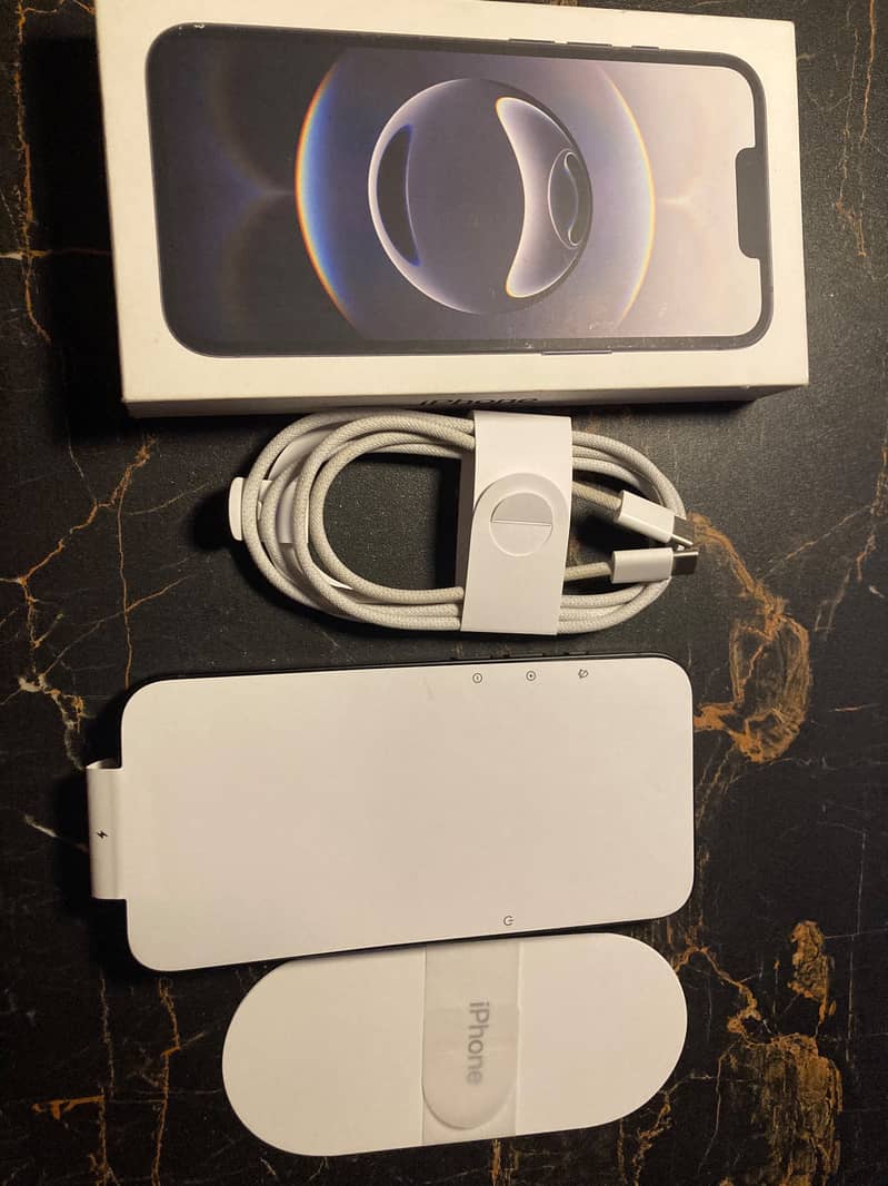 Apple iPhone 16e 128gb 0