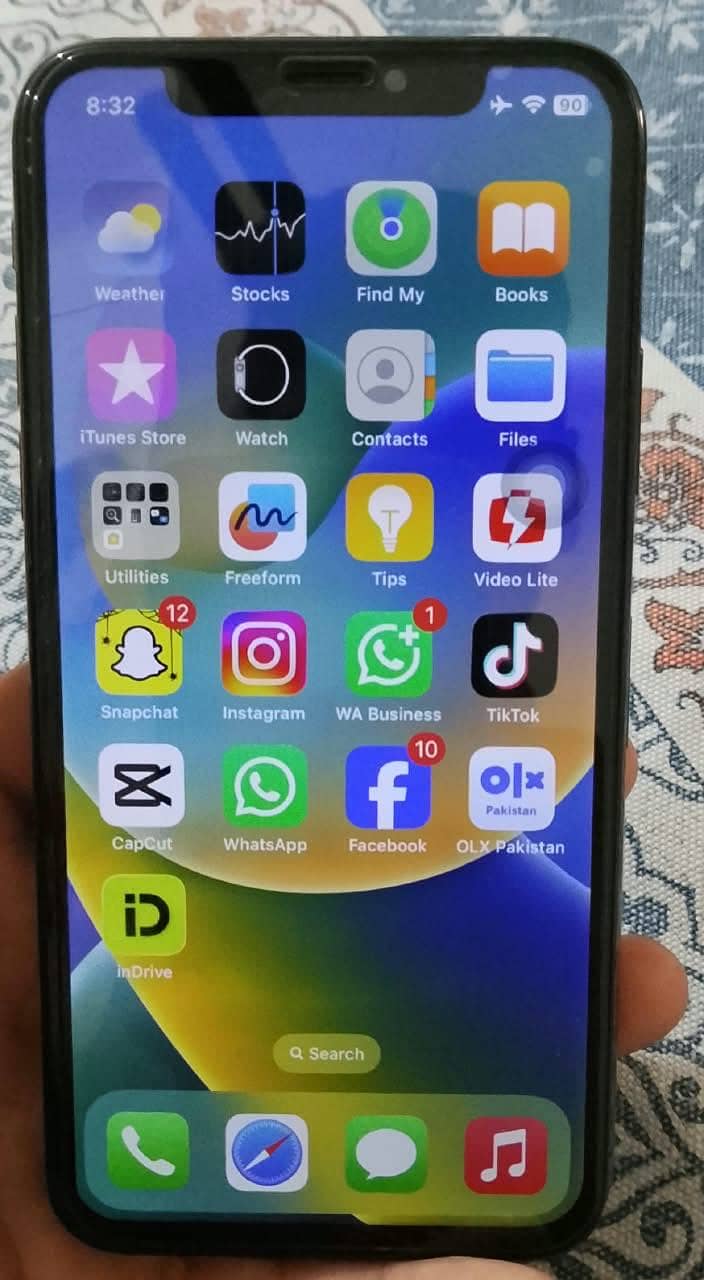 Apple iPhone X 3
