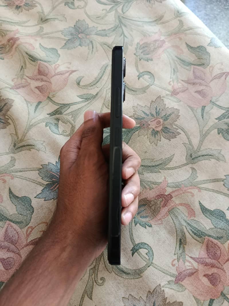 Xiaomi Redmi 12 1