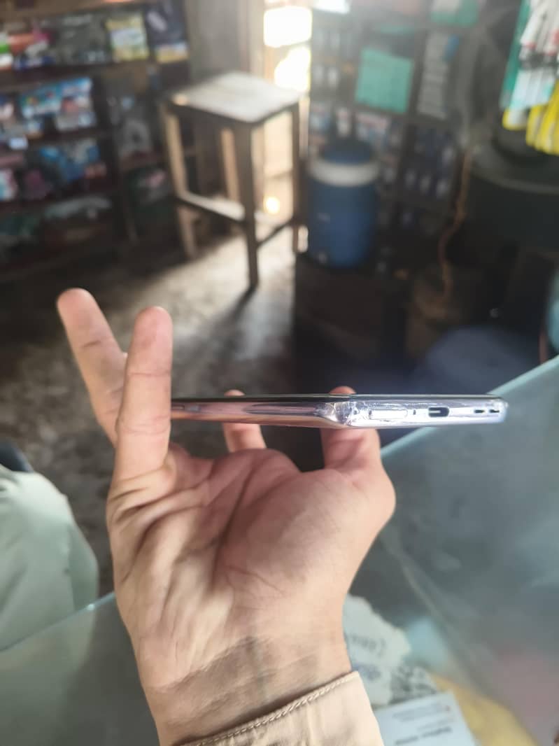 One Plus 9 5G 6