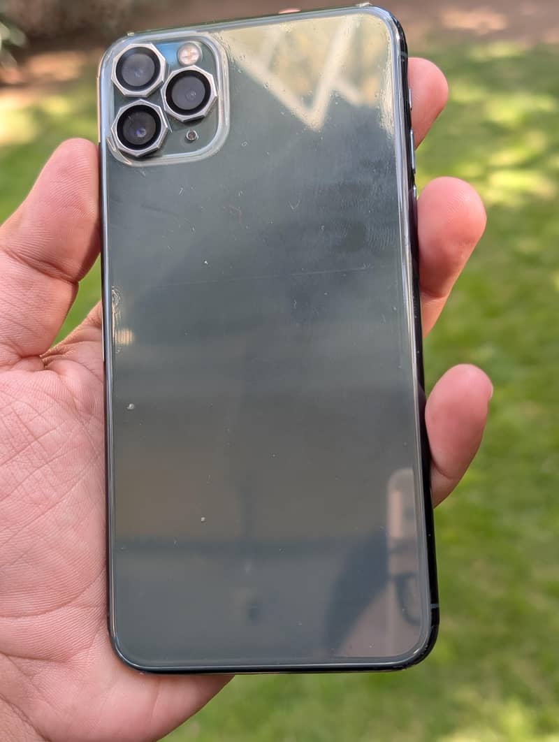 Apple iPhone 11 Pro Max 2