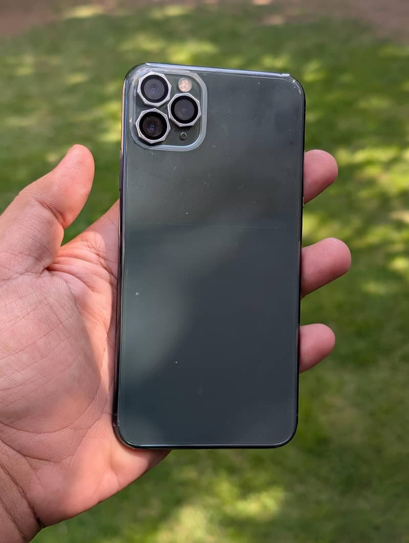 Apple iPhone 11 Pro Max 3