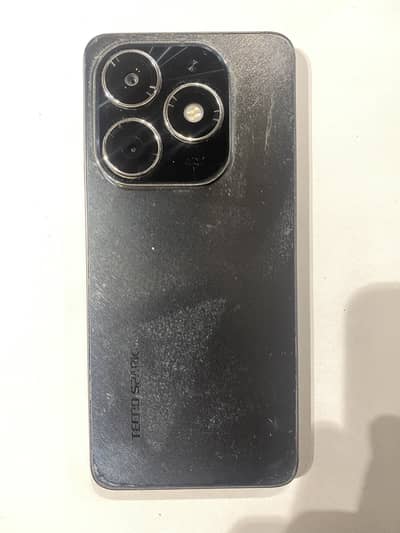 Tecno Spark 20 with box