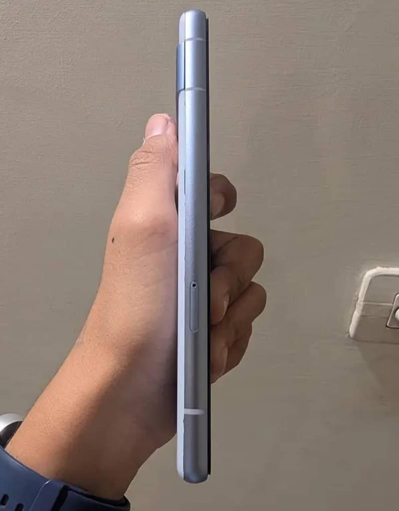 Google pixel 7a 4